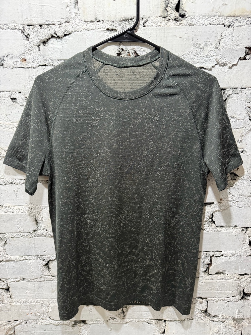 Lululemon Men’s Metal Vent Short Sleeve